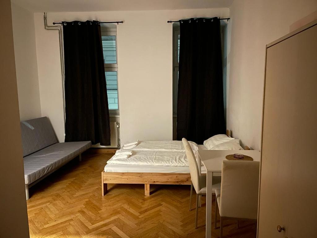 Easybook-In Hotell Wien Eksteriør bilde